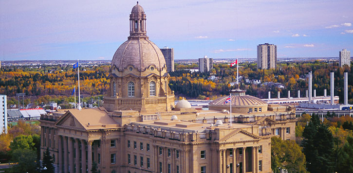 Agent tours to get to know alberta